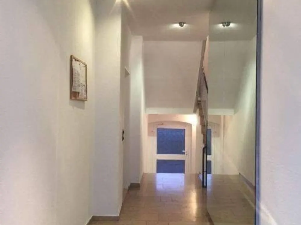 Cozy 2-room apartment with fitted kitchen, on the ground floor