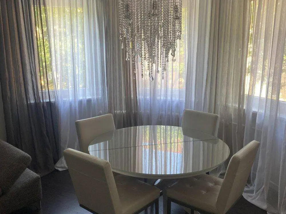 Stylishly Furnished Quiet 3-Room Apartment | 80sqm | Optimal Connection