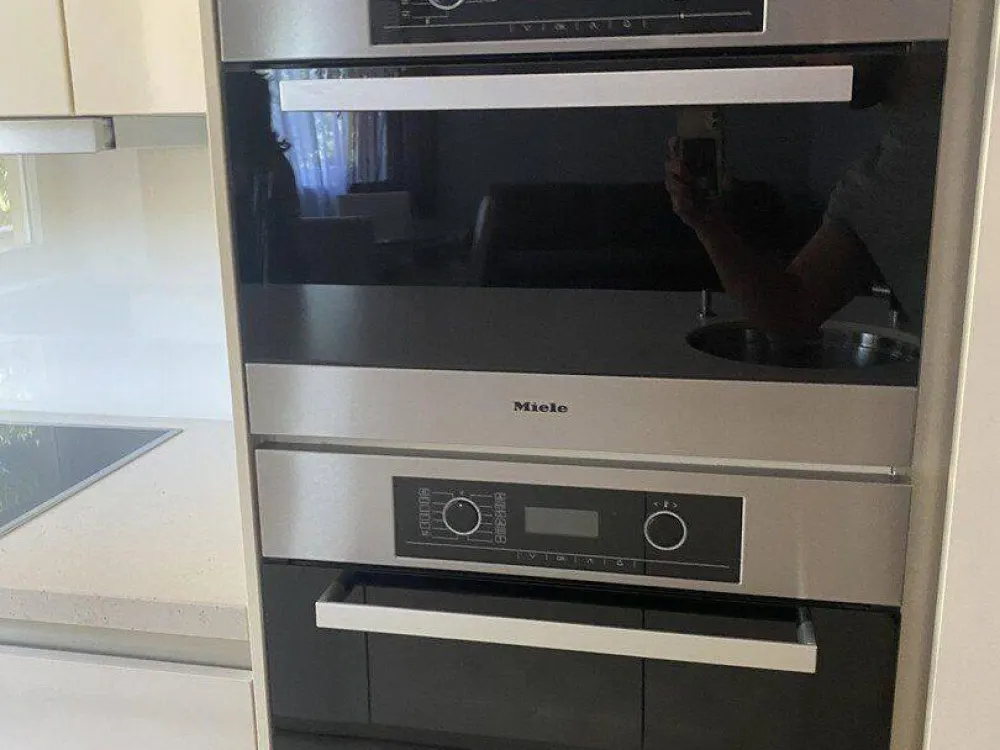 Stylishly Furnished Quiet 3-Room Apartment | 80sqm | Optimal Connection