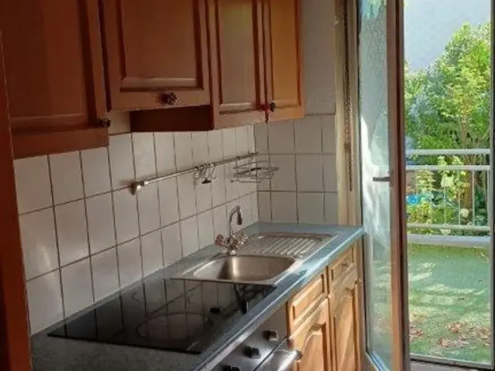 Attractive 3-Room Apartment for Rent in Saarbrücken, Near University/Rothenbühl