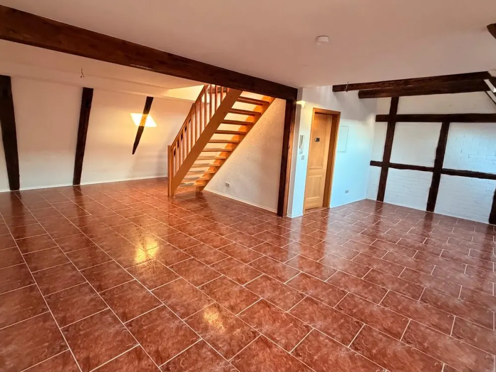Einzigartige 2,5-Raum-Maisonettewohnung in der östlichen Altstadt