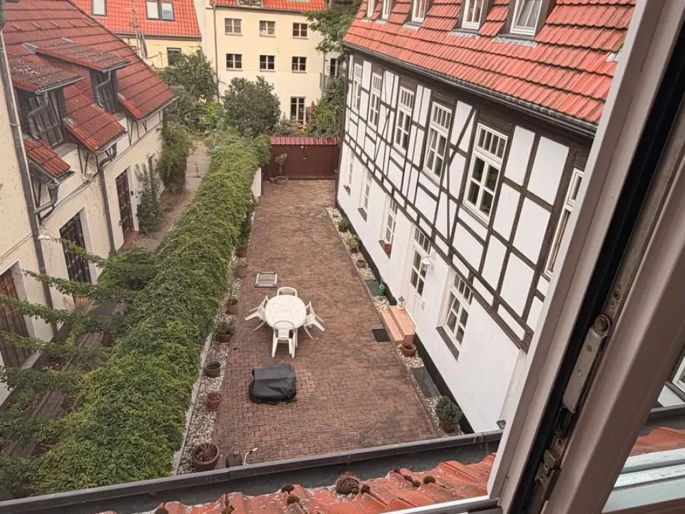 Einzigartige 2,5-Raum-Maisonettewohnung in der östlichen Altstadt
