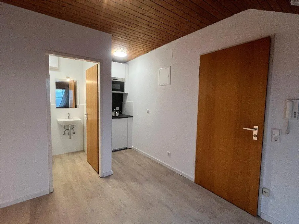 1-Room Apartment on the 1st Floor in Mühlstraße
