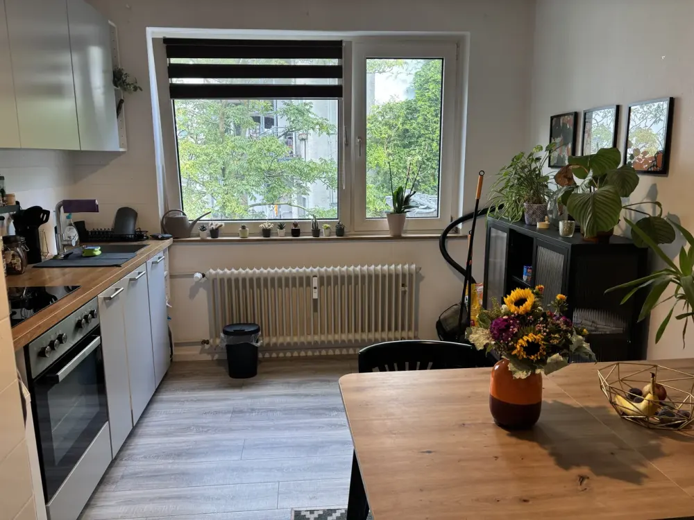 1.5 Room Apartment in Prime Location in Severinsviertel