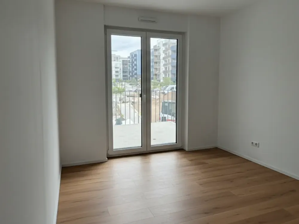 Penthouse im Schönhof-Viertel: Stilvoll wohnen mit Skylineblick in Frankfurt (Typ-2i)