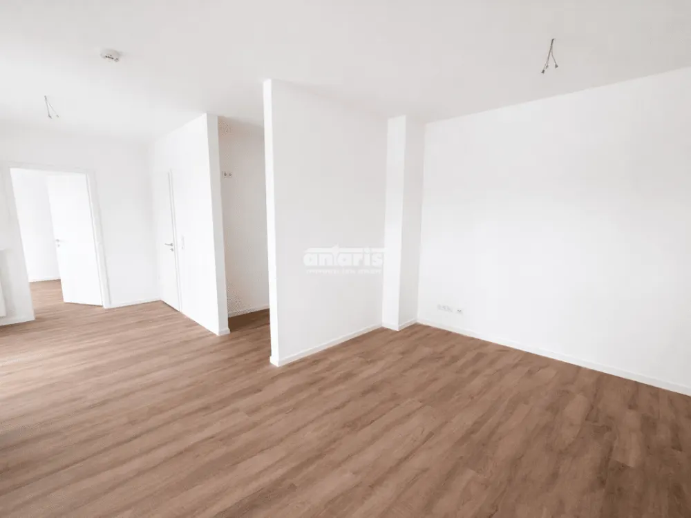 antaris Immobilien GmbH **Wohnqualität neu erleben - 4-Zimmer mit Balkon & Wannenbad**