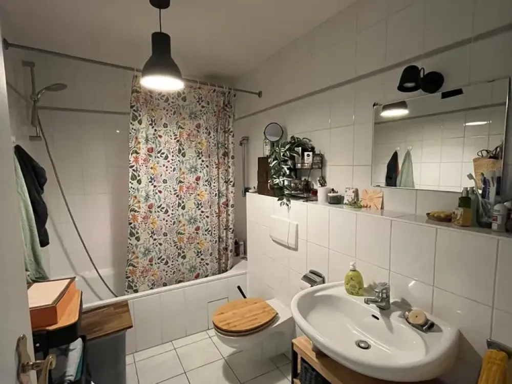 Kassel South: Bright One-Room Apartment with 69 Square Metres