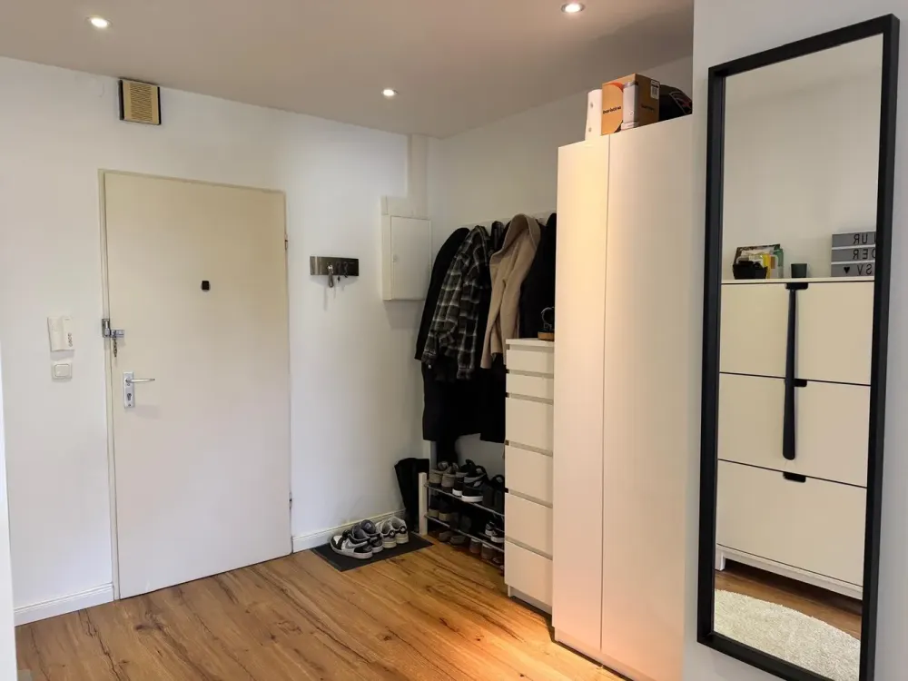 Beautiful, Modernized 2-Room Apartment with Balcony in Norderstedt
