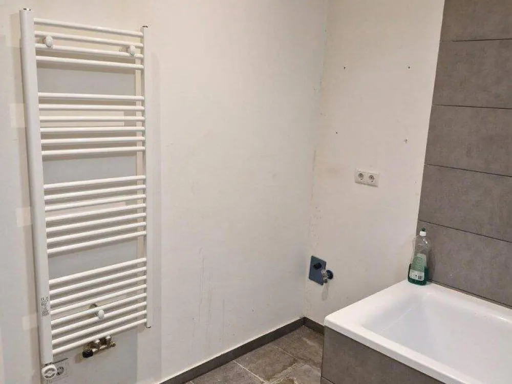Renovated 2-Room Apartment with Balcony - in the Park, Berlin-Staaken