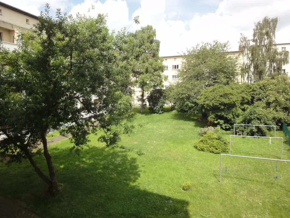 3-Room Apartment with Balcony at Hanseplatz Seeks New Tenants !!!