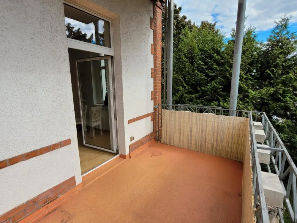 Fully furnished 16 m² shared apartment room with balcony and communal garden