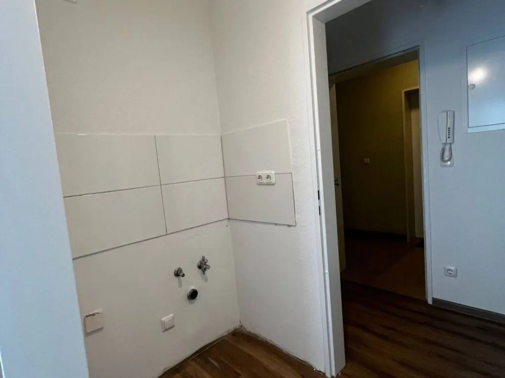 Cozy Apartment with Balcony in Düsseldorf Mörsenbroich