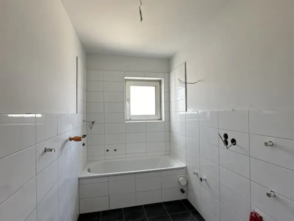 Living at Ettlinger Tor 2-room apartment with balcony and elevator