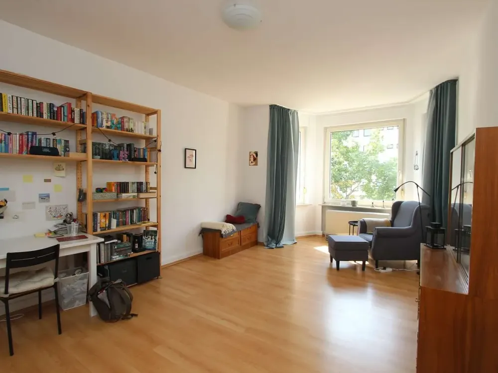Helle 2 ZKB-Altbau-Wohnung in Kassel-Wilhelmshöhe sucht neuen Mieter