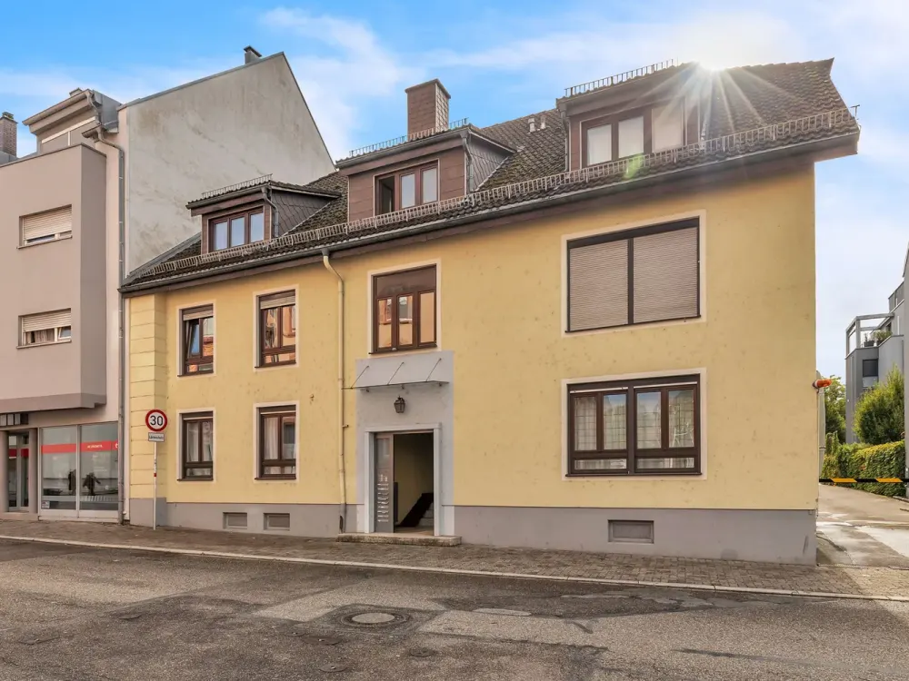 Available Maisonette Apartment Near Erbprinz: Furnished & Perfect for a 3-Person Shared Flat