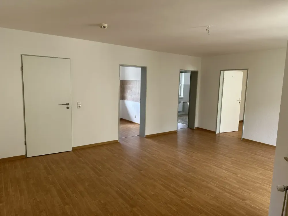 Centrally Located 2-Room Apartment in Altenhagen