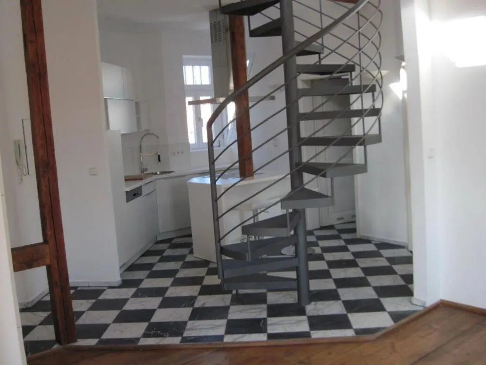Außergewöhnliche Dachterrassen-/Maisonette Wohnung, Nähe Stadtpark