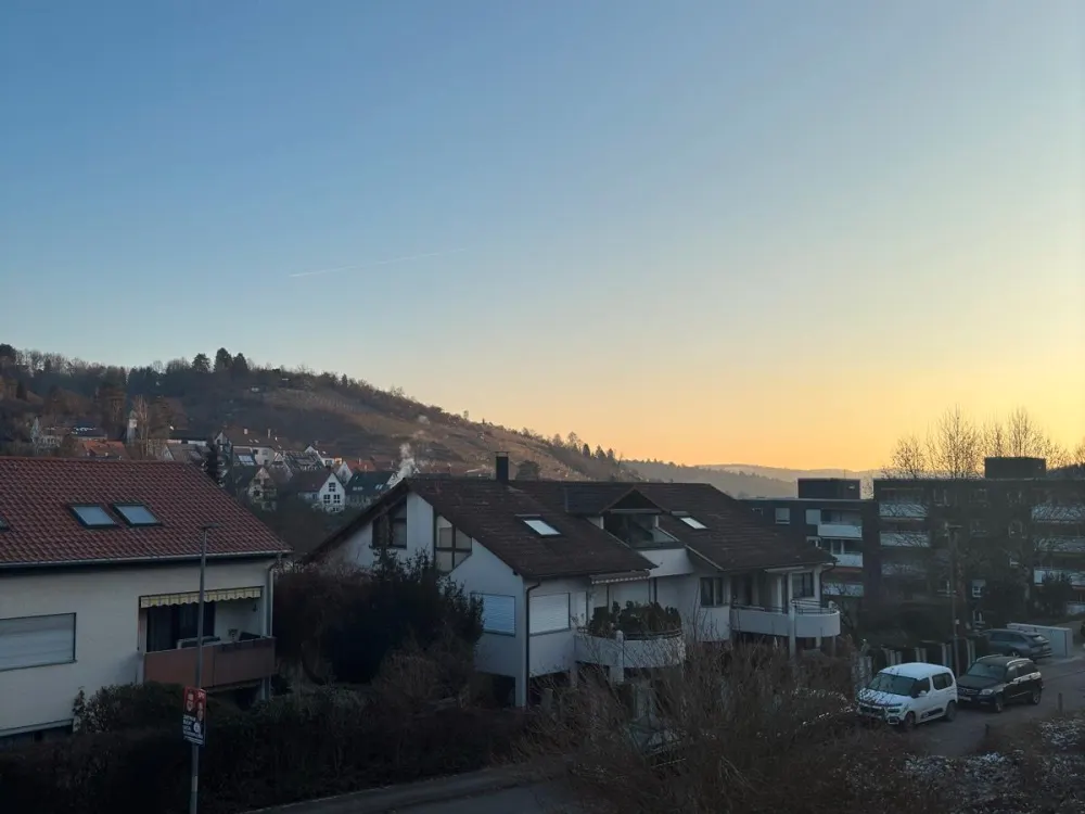 2.5-Room Rental Apartment with Kitchen, Fireplace, Garden and Cellar
