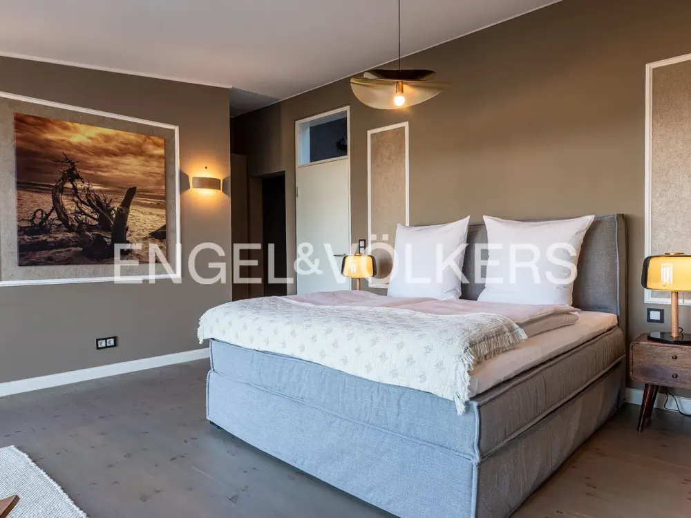 Exklusive Maisonette-Wohnung, Stilvolles Wohnen auf Zeit mit Garten und Terrasse