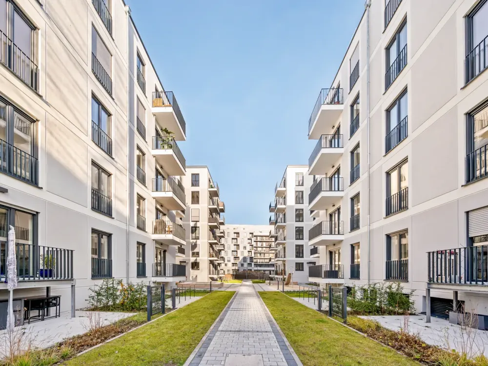 Exklusives Apartment in Friedenau: 2-Zimmer-Wohnung mit Einbauküche und Balkon