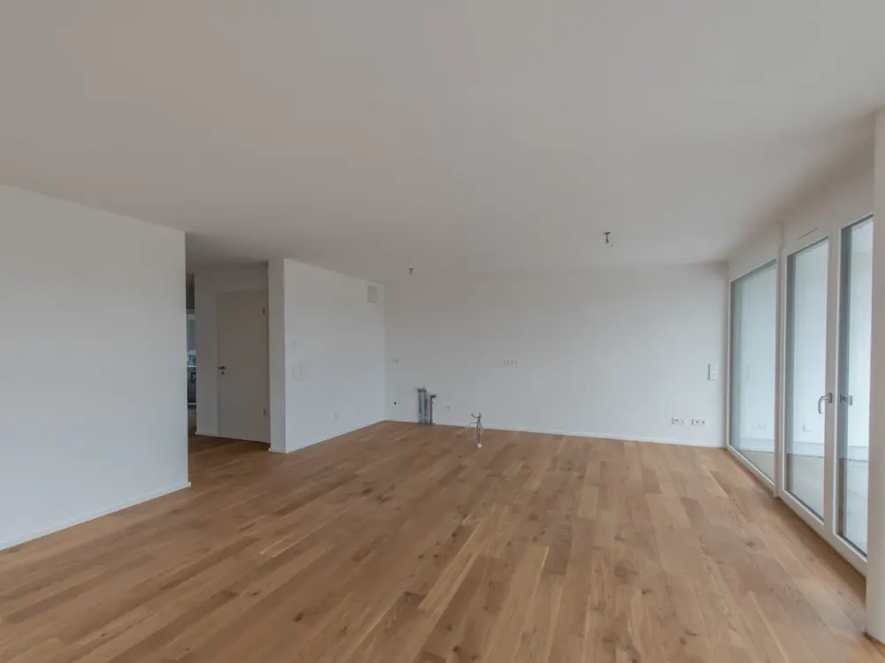 For Couples & Home Office: Sunny 3-Room Apartment with South Terrace & Private Garden