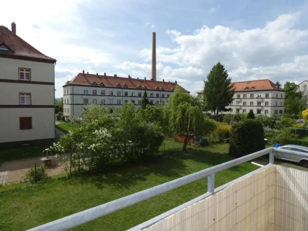 Smart, Quietly Located Apartment Near Elbepark