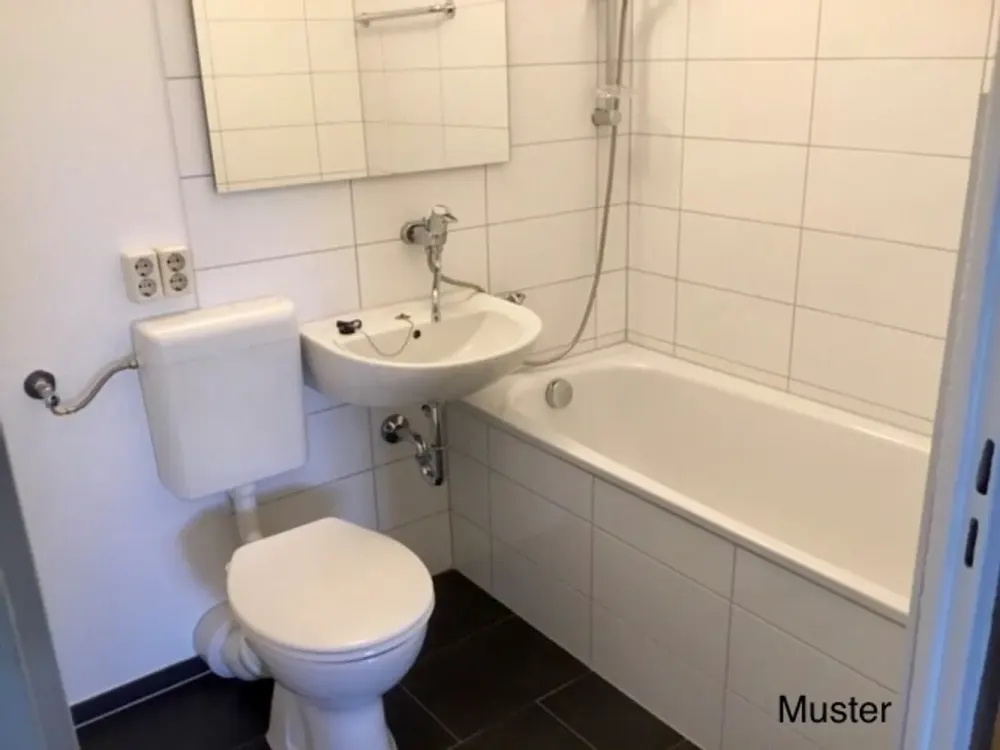 Practical 3-Room Apartment with Balcony