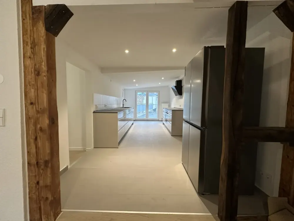 Modernized Old Building Apartment in Prime City Center Location!