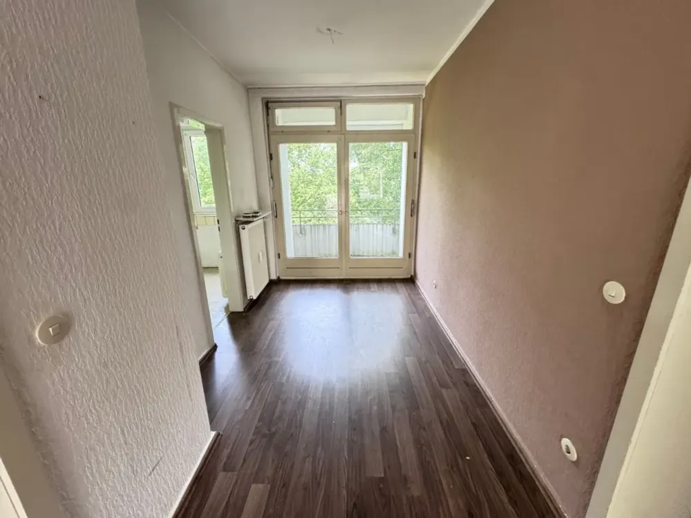 Cozy Comfortable Apartment with 2 Balconies