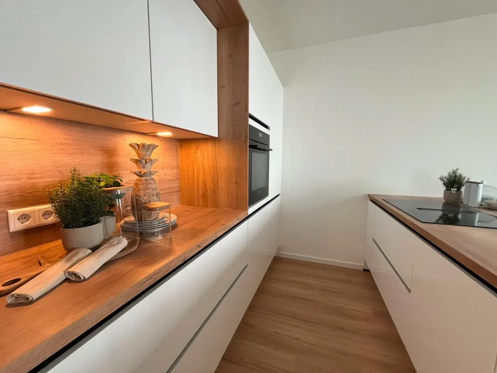Erstbezug: Hochwertige Neubauwohnung mit Einbauküche & Balkon