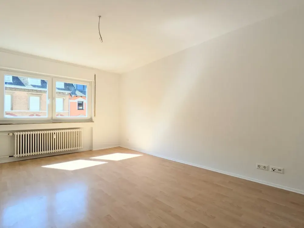 2-Zimmerwohnung mit kleinem Balkon in Durlach, auch als WG möglich