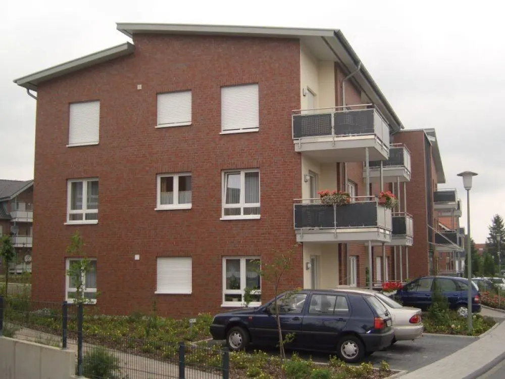 Accessible 2-Room Apartment in Senior-Friendly Residential Complex