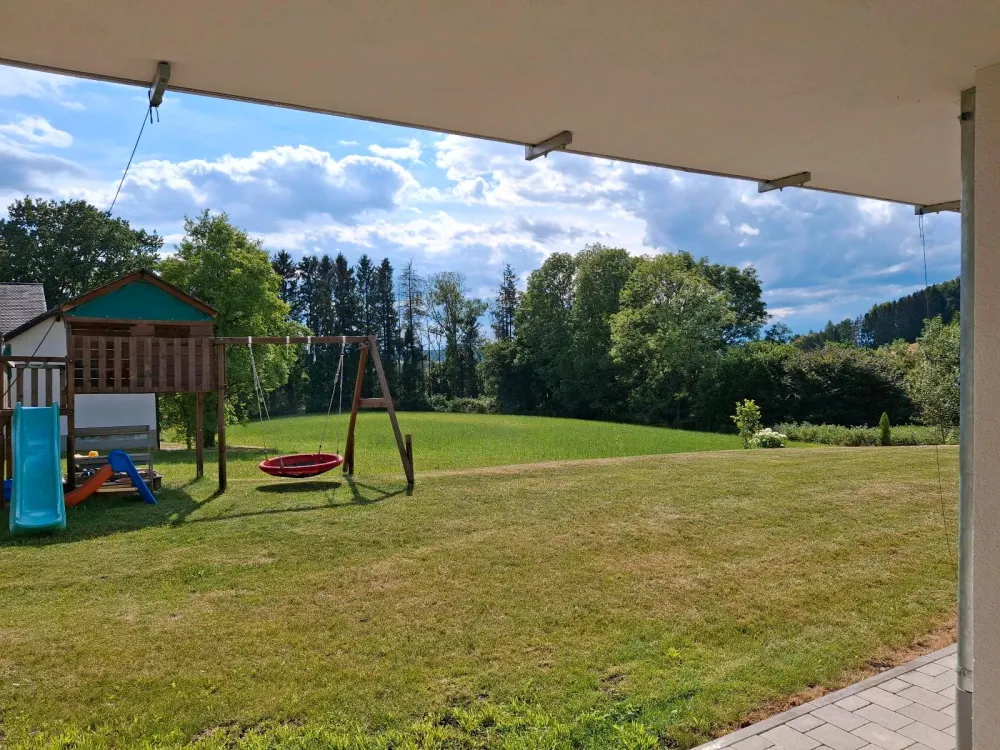 Granny Flat on the Outskirts of Town