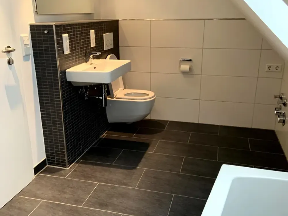 Licht, Raum & Dachterrasse, großzügige Dachgeschosswohnung nahe Innenstadt