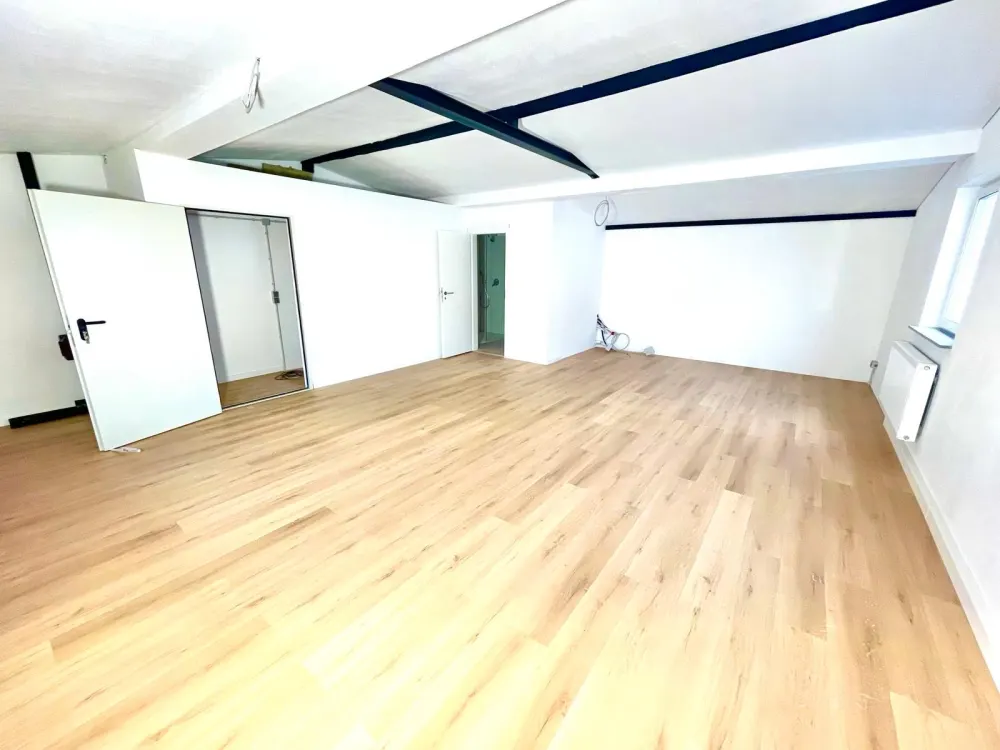 1-Zimmer Wohnung ca 47qm,hell, Erstbe1.OG o Aufzug MM/Amendingen