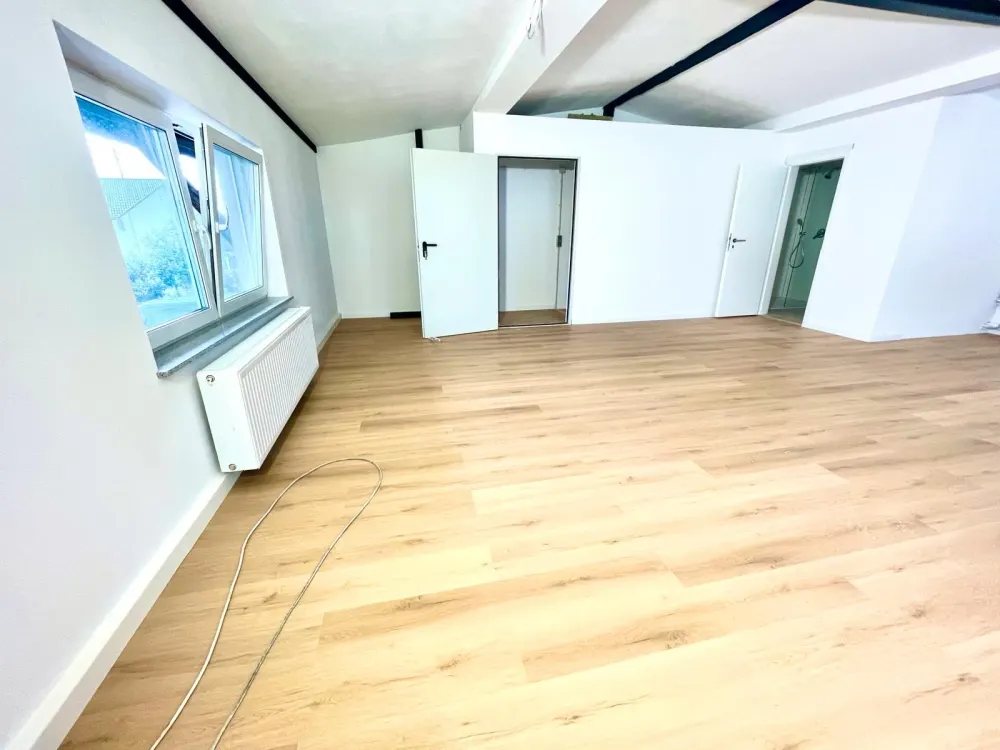1-Zimmer Wohnung ca 47qm,hell, Erstbe1.OG o Aufzug MM/Amendingen