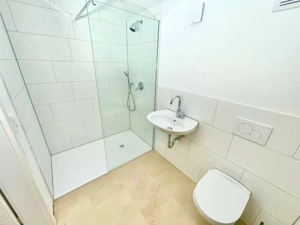 1-Zimmer Wohnung ca 47qm,hell, Erstbe1.OG o Aufzug MM/Amendingen