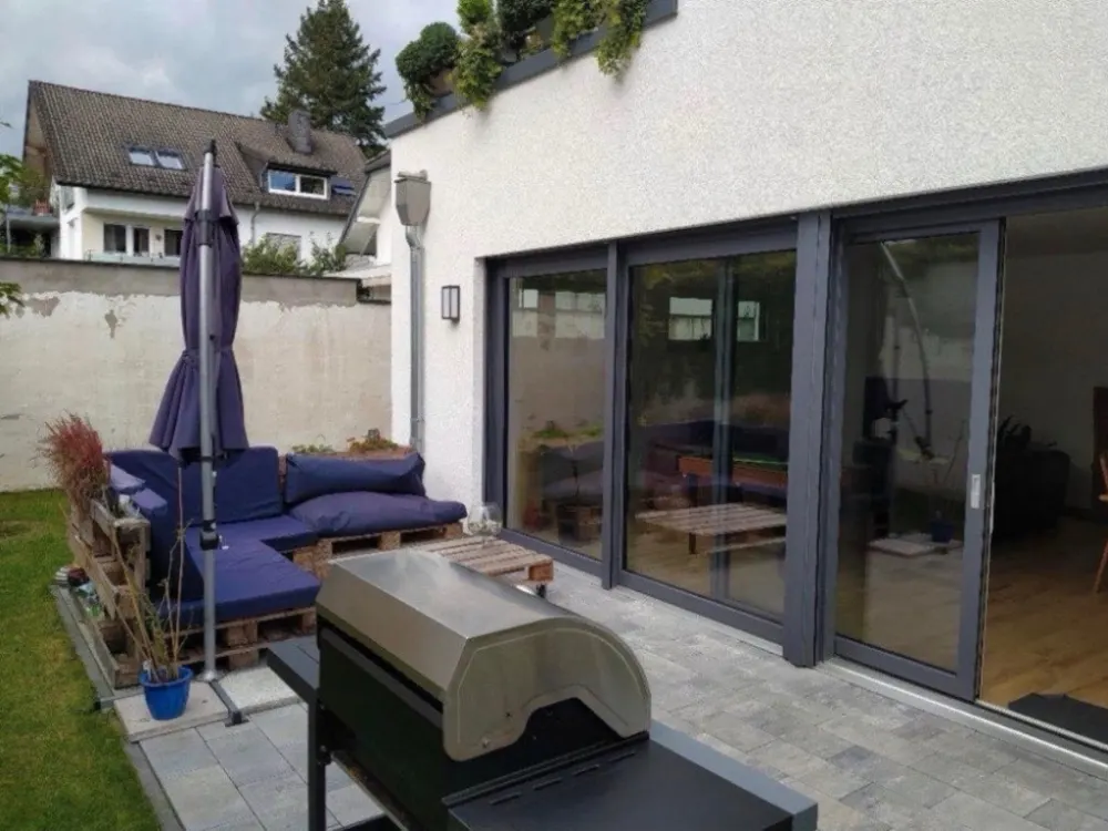 Room in new-build 4-person shared flat with private bathroom, private terrace and private cellar