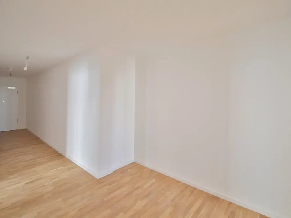 In the Heart of Life, Comfortable New Building for Demanding Connoisseurs