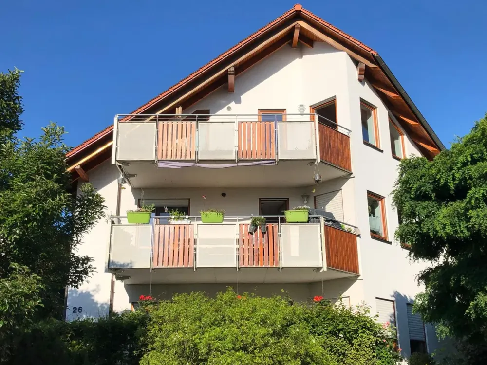 Nicely Laid Out 2-Room Apartment on the Ground Floor in a Central Yet Quiet Location for Rent