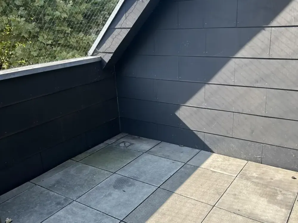 Barrier-free, wheelchair accessible, renovated 3-room apartment, no fitted kitchen, elevator, roof loggia, VK City, near Globus, available immediately
