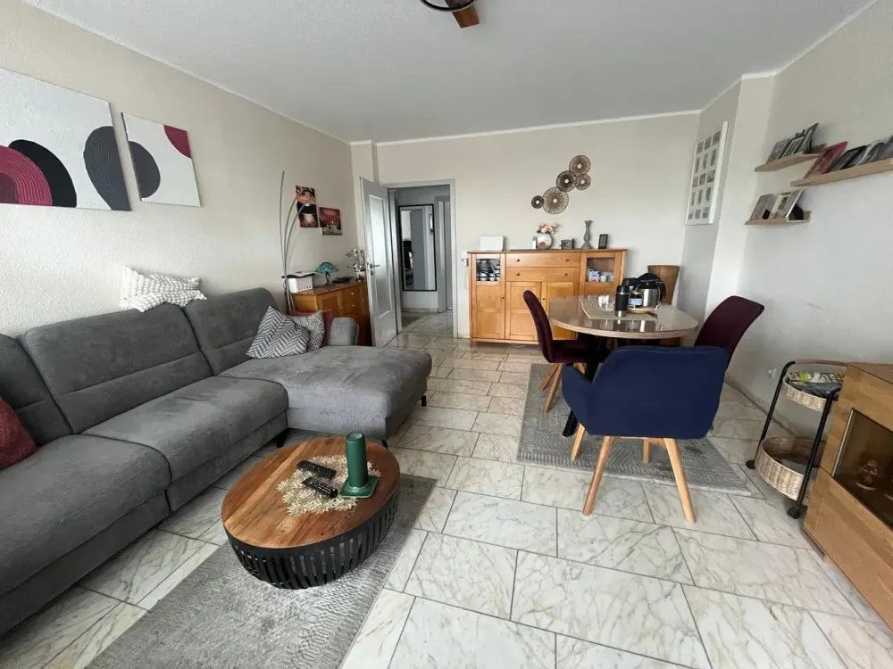 Modernized 3-Room Apartment with Balcony in Recklinghausen