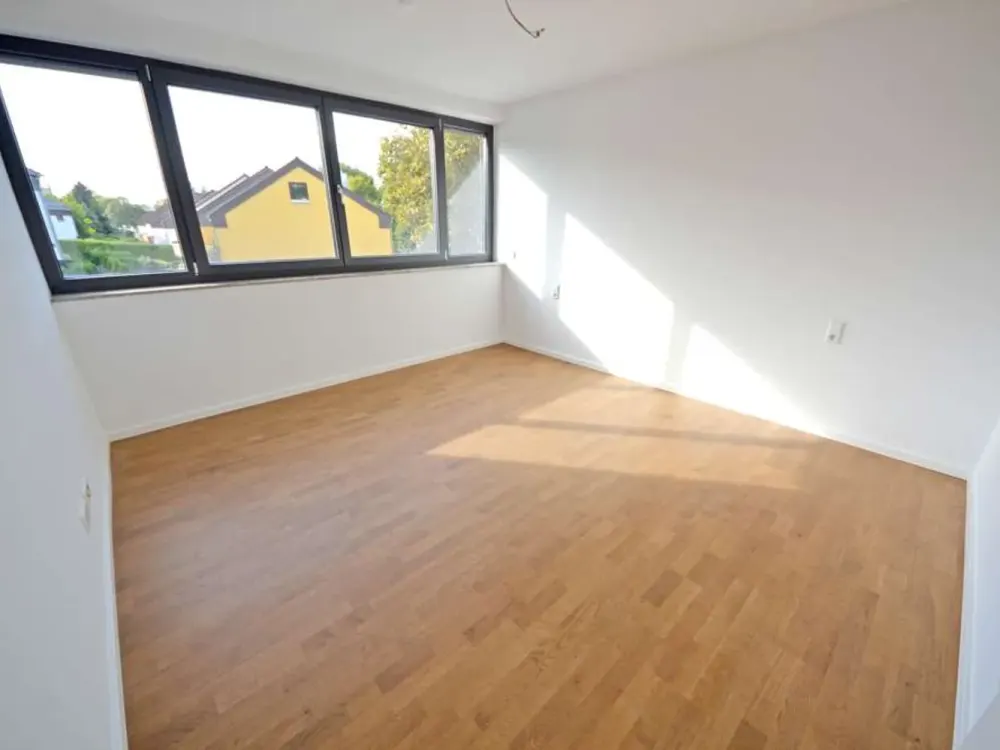 PANORAMIC VIEW: Dreamy 2-Room Apartment with Sunny Terrace in Tamm!