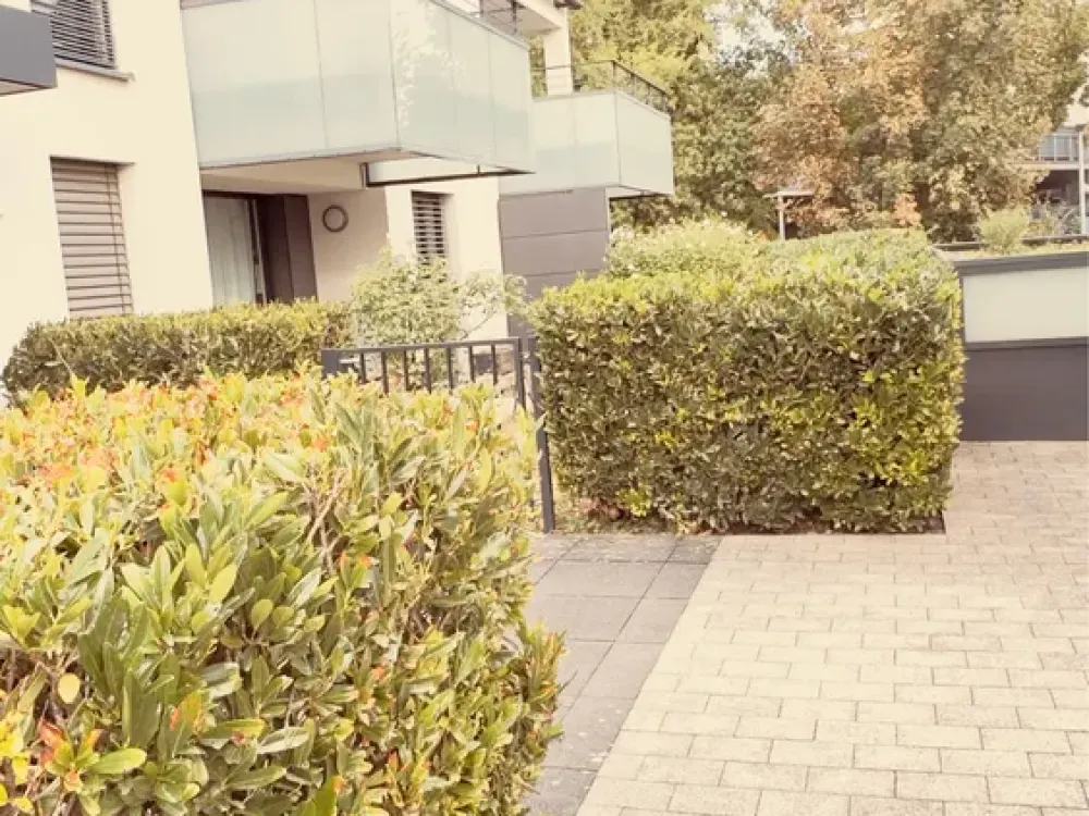 Modern 2-Room Apartment, Fitted Kitchen, Terrace, Ornamental Garden, Very Quiet Location