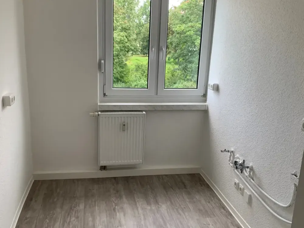 Beautiful 3-Room Apartment with Balcony - Quiet Location