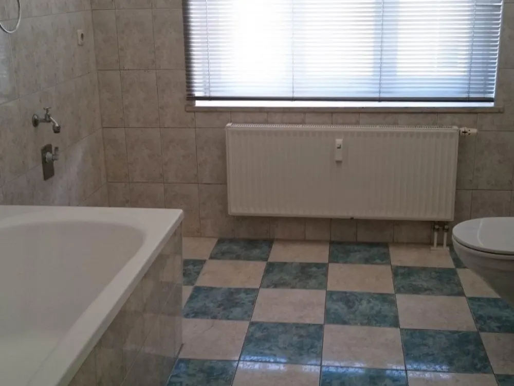 3-Room Apartment Near Stadthafen for Rent