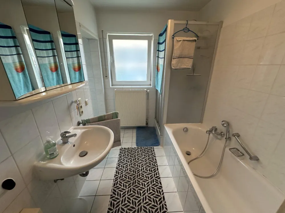 Quiet Ground Floor Apartment in Close Proximity to the City Center