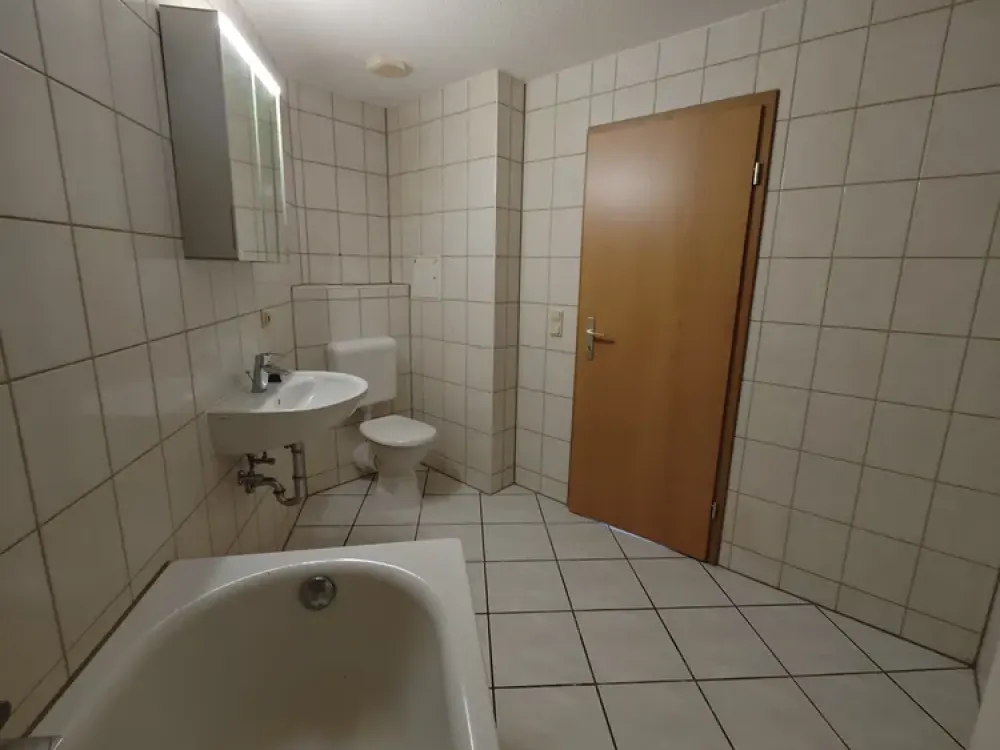 Charming 2-Room Apartment with Old Building Flair in the Heart of Arnstadt