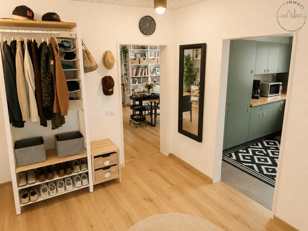 Modern. Großzügig. Mittendrin., Charmante 4-Zimmer-Wohnung mit Balkon in Ettlingen-Neuwiesenreben