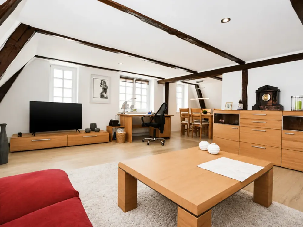 Move in and feel at home! Fully furnished 2-room apartment with approx. 58 m² in the heart of Rostock!